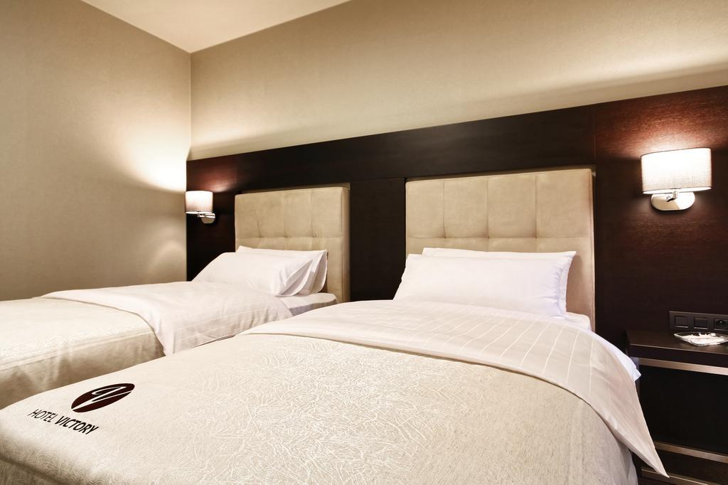 Hotel Victory Popuvky Екстериор снимка