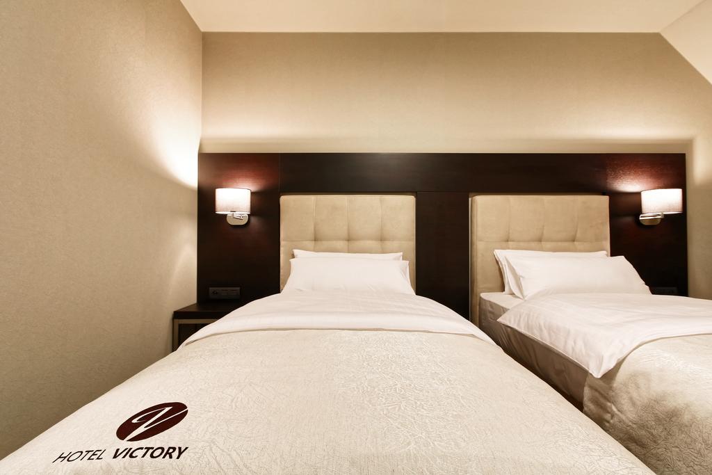 Hotel Victory Popuvky Екстериор снимка