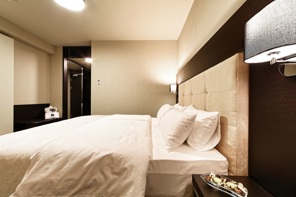 Hotel Victory Popuvky Екстериор снимка